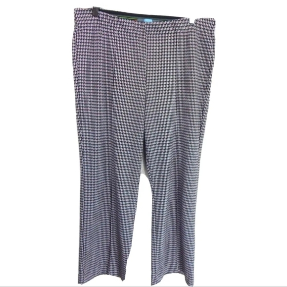 Eva Franco Houndstooth Flare Pants - Picture 2 of 4